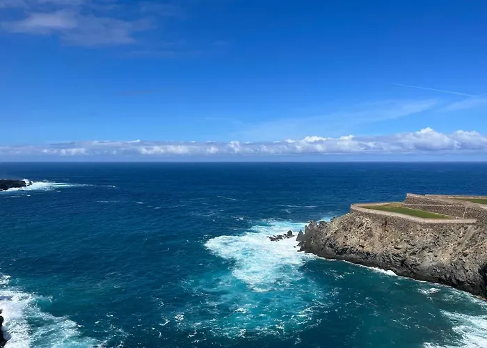 Relax Monís Incredible Ocean Views